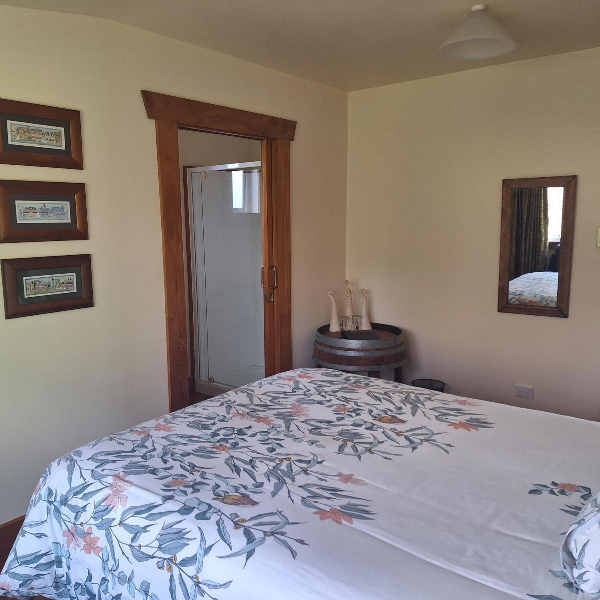 Olde Mill House B&B & Bike2Wine Cycle Hire Renwick Esterno foto