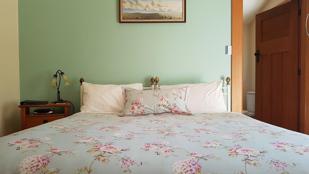 Olde Mill House B&B & Bike2Wine Cycle Hire Renwick Esterno foto