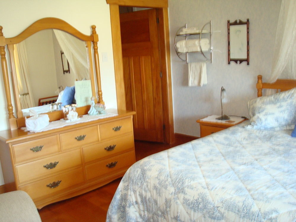 Olde Mill House B&B & Bike2Wine Cycle Hire Renwick Esterno foto