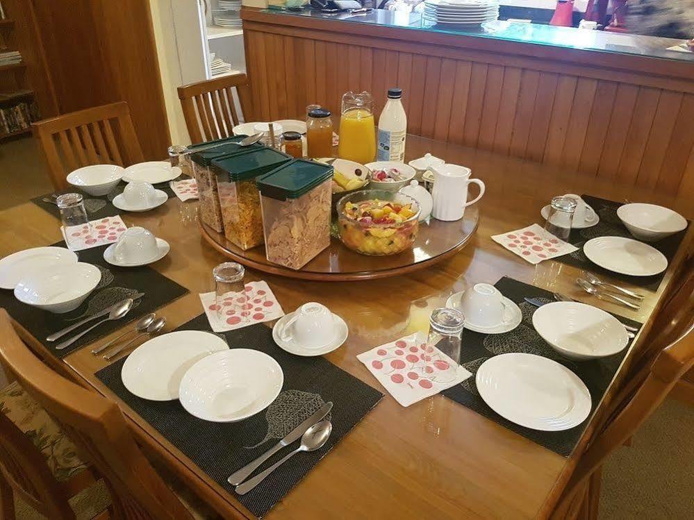 Olde Mill House B&B & Bike2Wine Cycle Hire Renwick Esterno foto