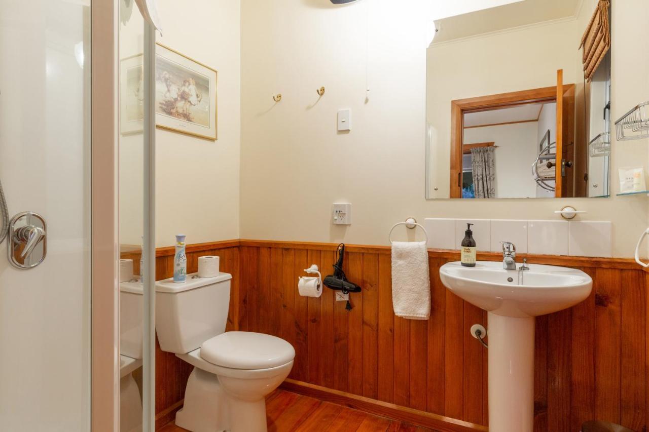 Olde Mill House B&B & Bike2Wine Cycle Hire Renwick Esterno foto